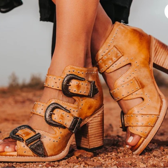 freebird tennis shoes